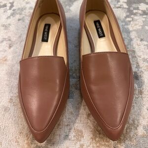 Nine West Women's Tan Loafers - Size 5.5
